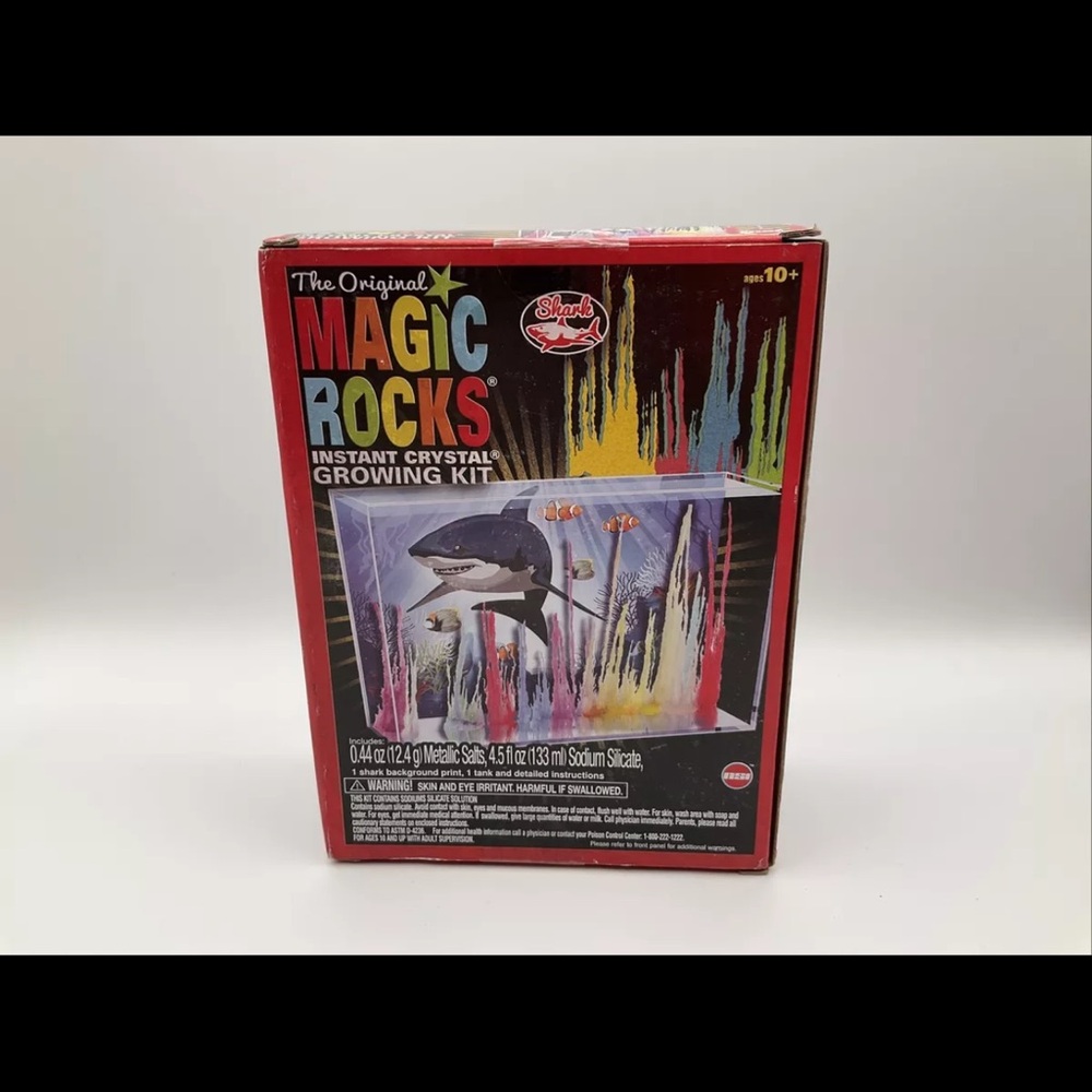 The Original Magic Rocks Instant Crystal Growing Kit - Picture 2 of 4